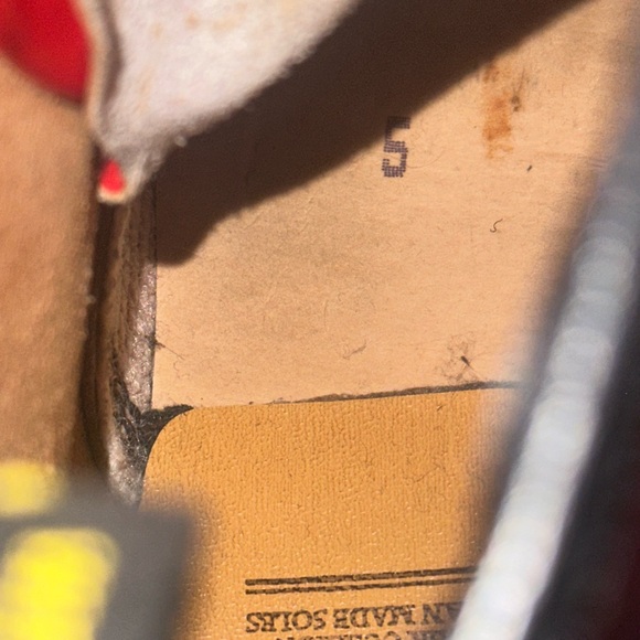 Unisex M5/W7 Made in England Dr Martens Red, The Orginal - Picture 8 of 8